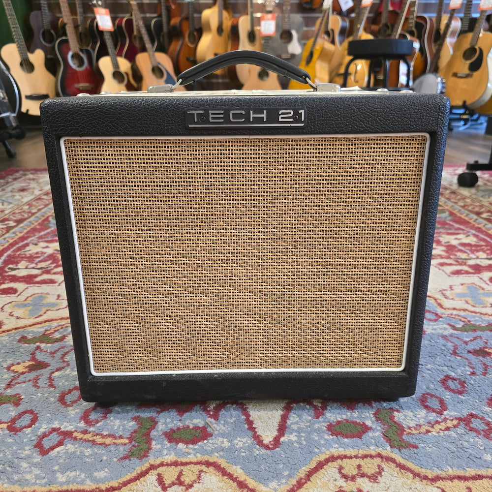Tech 21 Trademark 10 Combo Guitar Amplifier (Pre-Owned)
