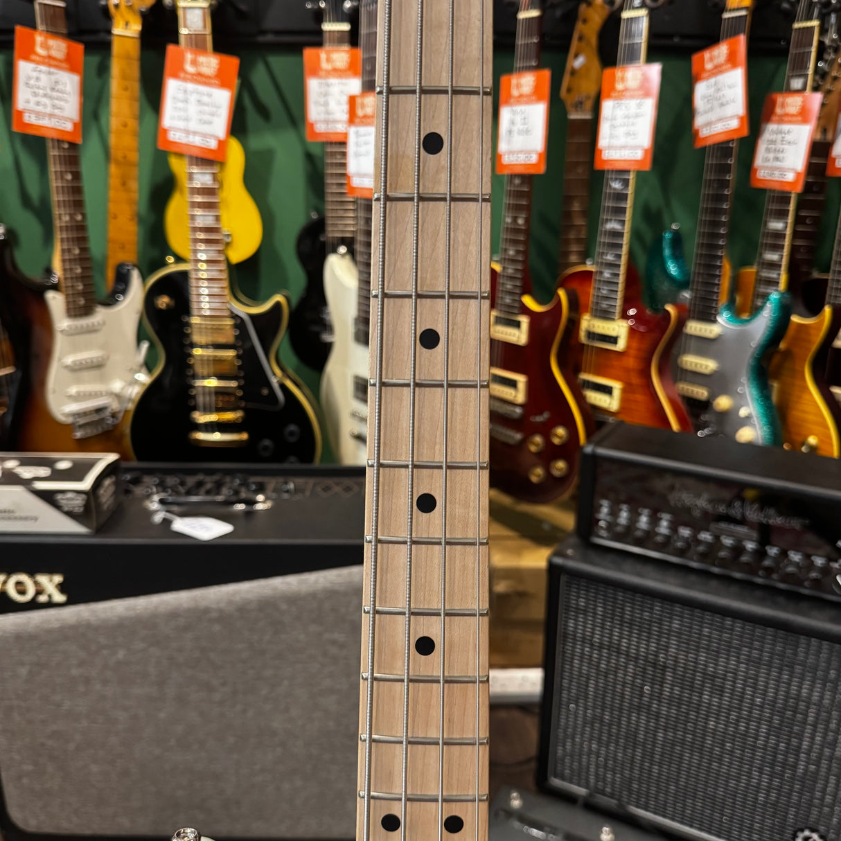 G&L Tribute Series Fallout Shortscale Bass Surf Green (Pre-Owned)