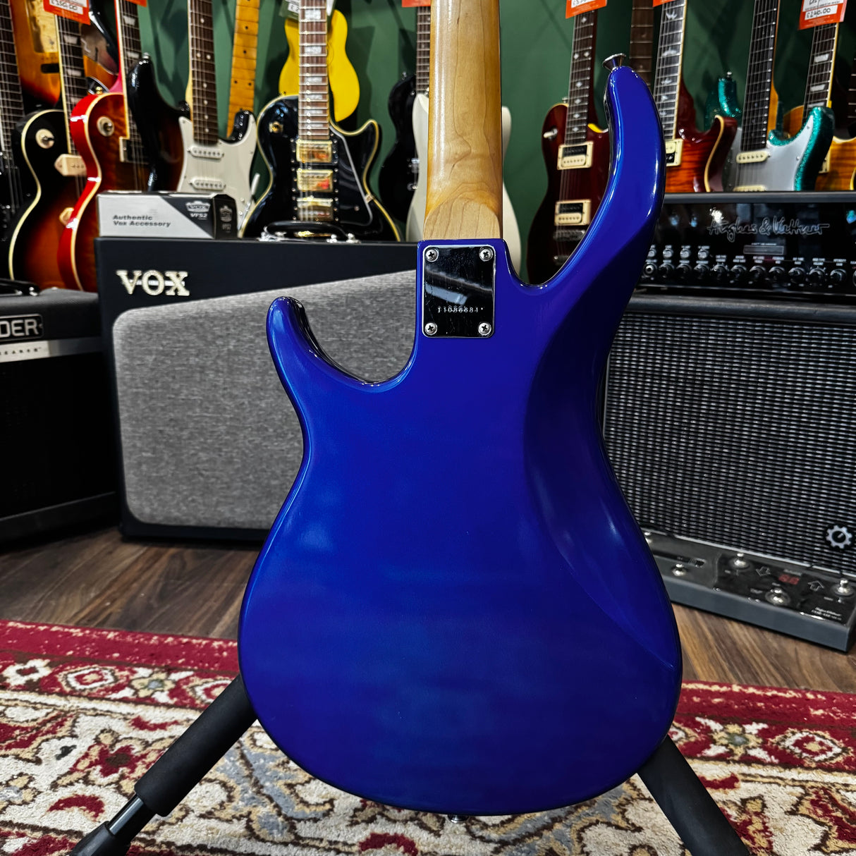 Peavey Milestone III Bass Guitar Blue (Pre-Owned)