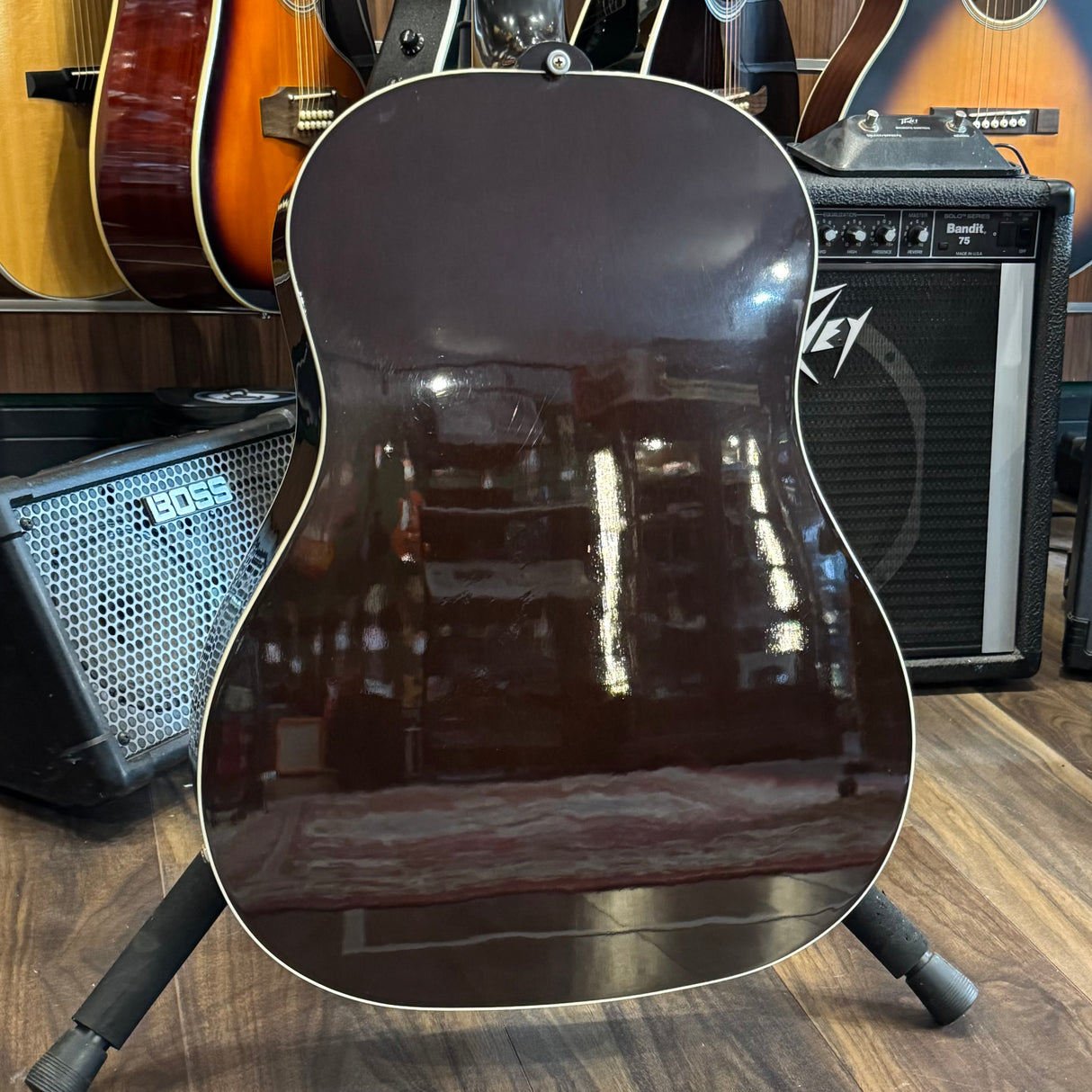 Gibson J160E Electro Acoustic Guitar 2007 (Pre-Owned) - Music Vault