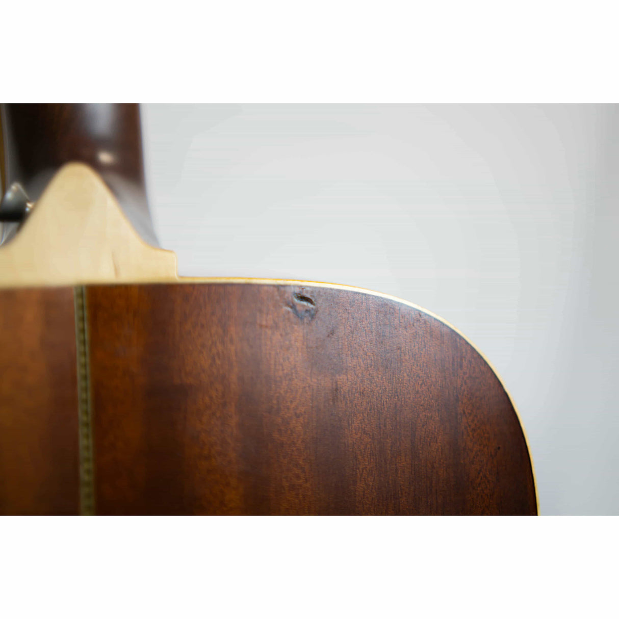 LAG 4S100D 4 Seasons Spring Dreadnought Acoustic (Pre-Owned) - Music Vault