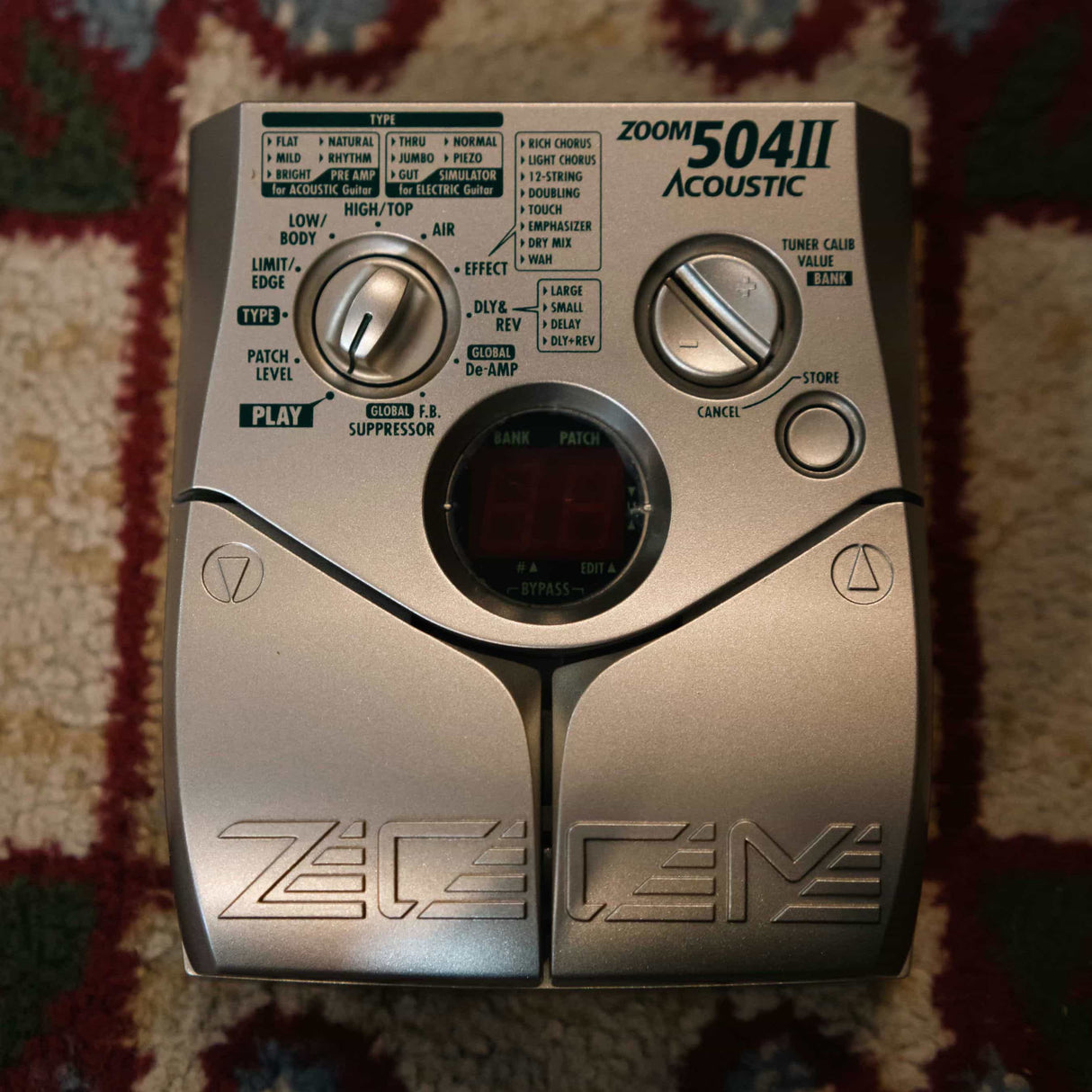 Zoom 504 II Acoustic Multi Effects Pedal (Pre-Owned) - Music Vault