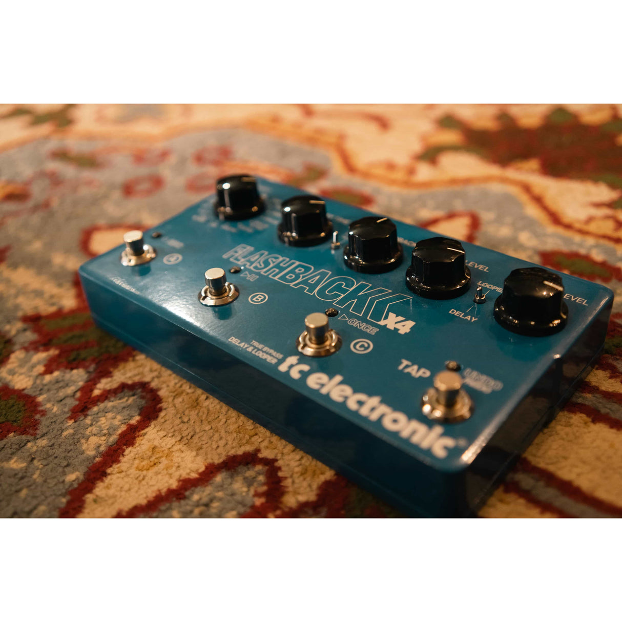 TC Electronic Flashback X4 Delay & Looper Pedal (Pre-Owned)