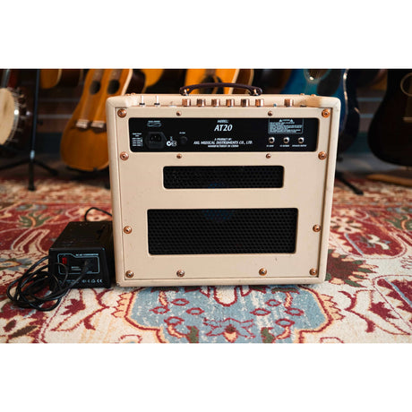 AXL Akita 20 Valve 20 Watt Combo Amplifier (Pre-Owned) - Music Vault