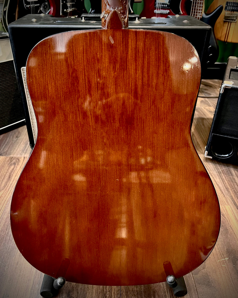 Yamaha FG-310 Acoustic  (Pre-Owned)