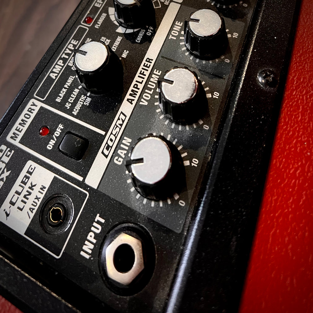 Roland Micro Cube GX Guitar Amplifier (Pre-Owned)