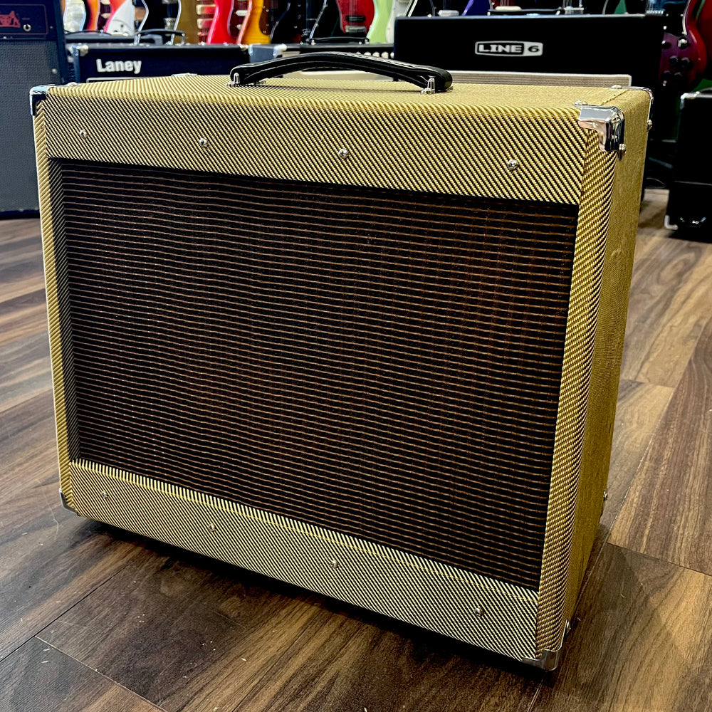 Juketone 1X12 Speaker Cabinet + Eminence Red, White & Blues Speaker (Pre-Owned)