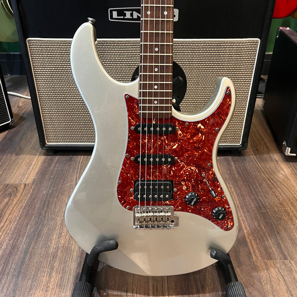 Yamaha Pacifica PAC112X Silver (Pre-Owned)