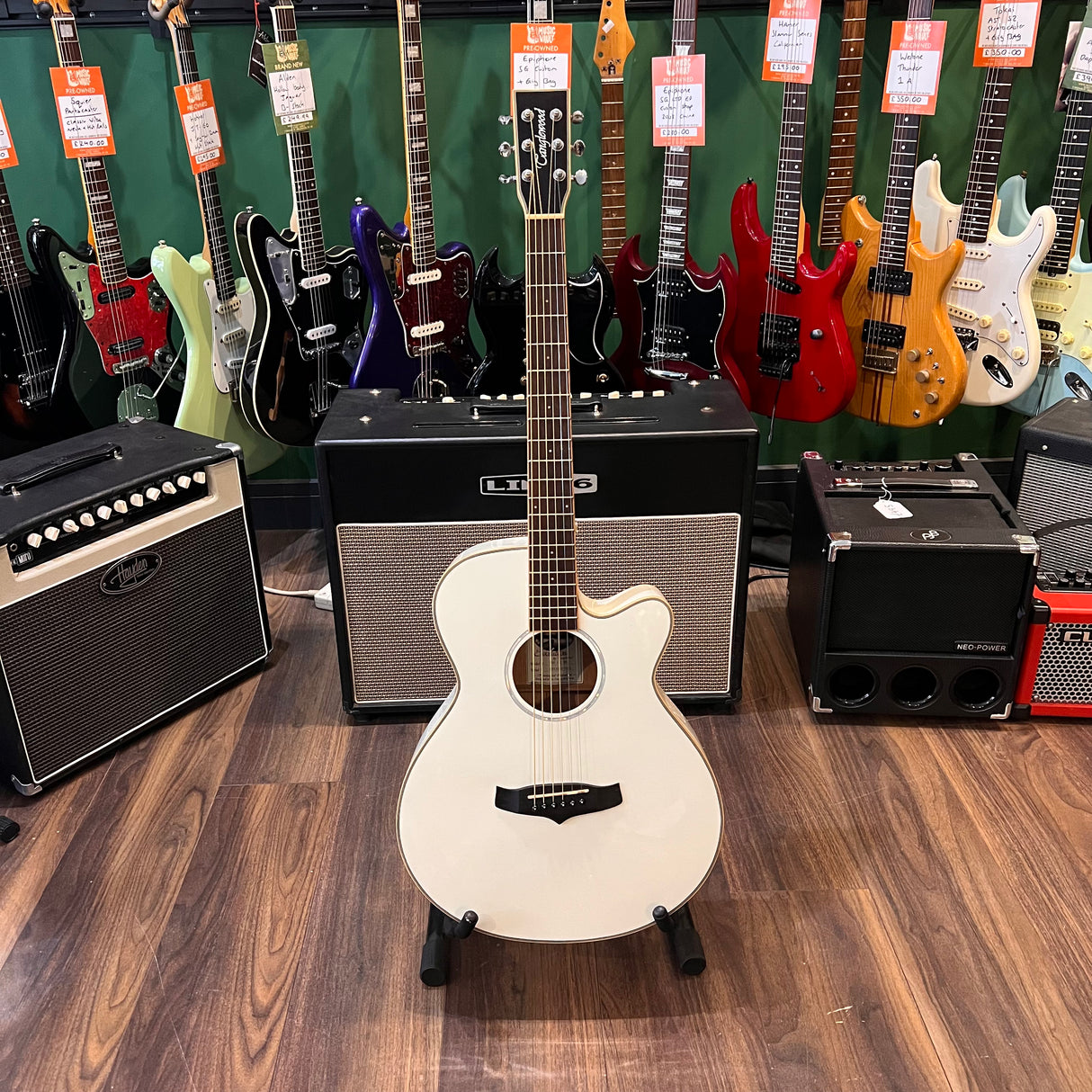 Tanglewood Evolution TSF CE WH Electro Acoustic (Pre-Owned)