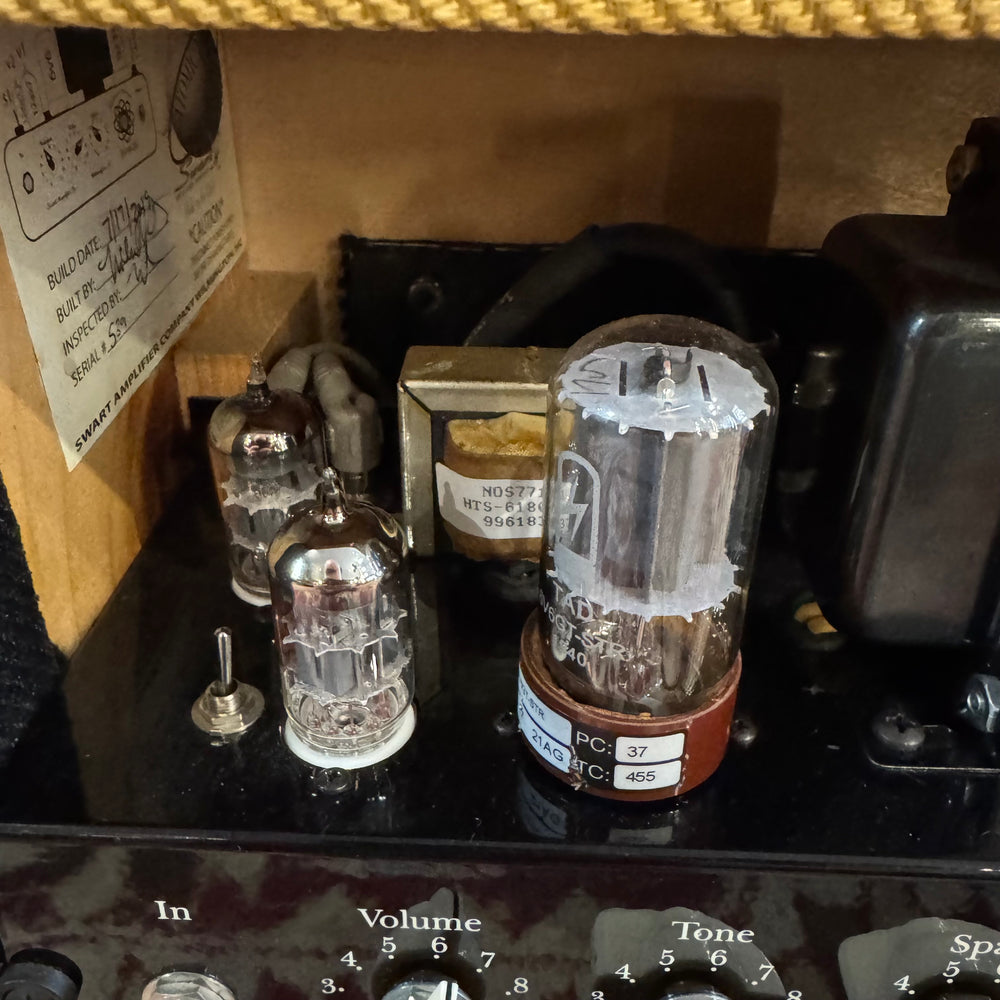 Swart Space Tone Atomic JR 5 Watt Guitar Amplifier (Pre-Owned)