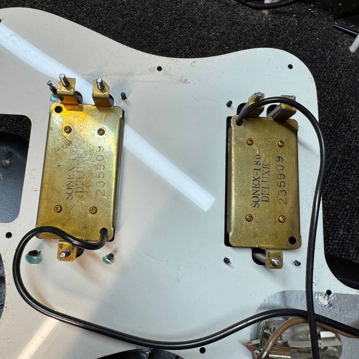 Gibson Sonex 180 Deluxe + Original Hard Case (Pre-Owned)