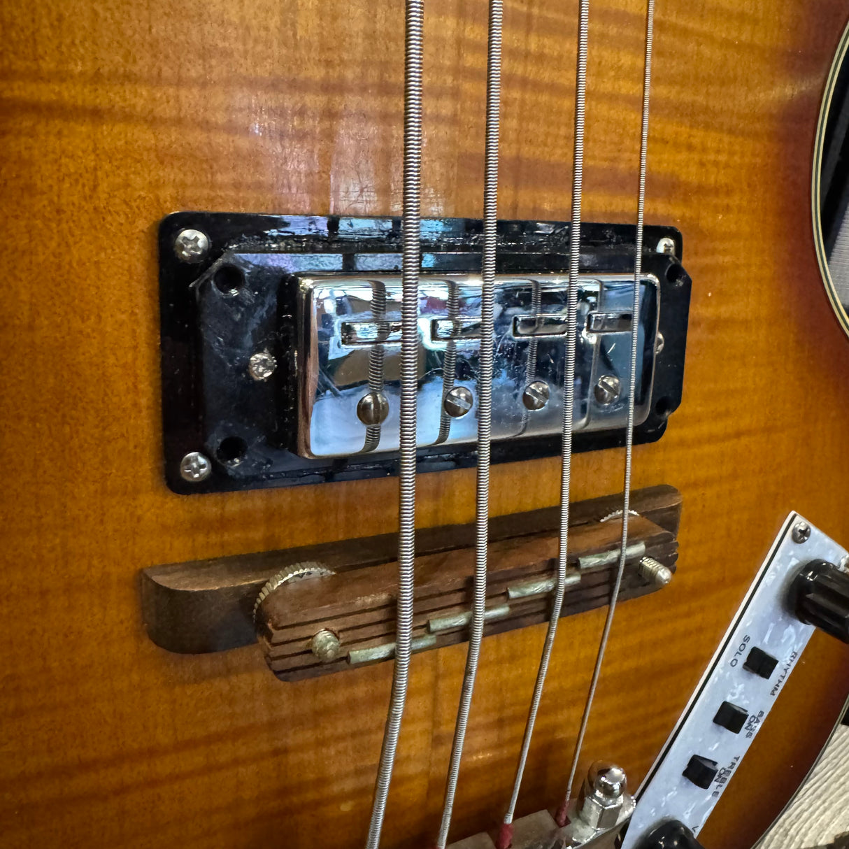 Replica Hofner Violin Bass (Pre-Owned)