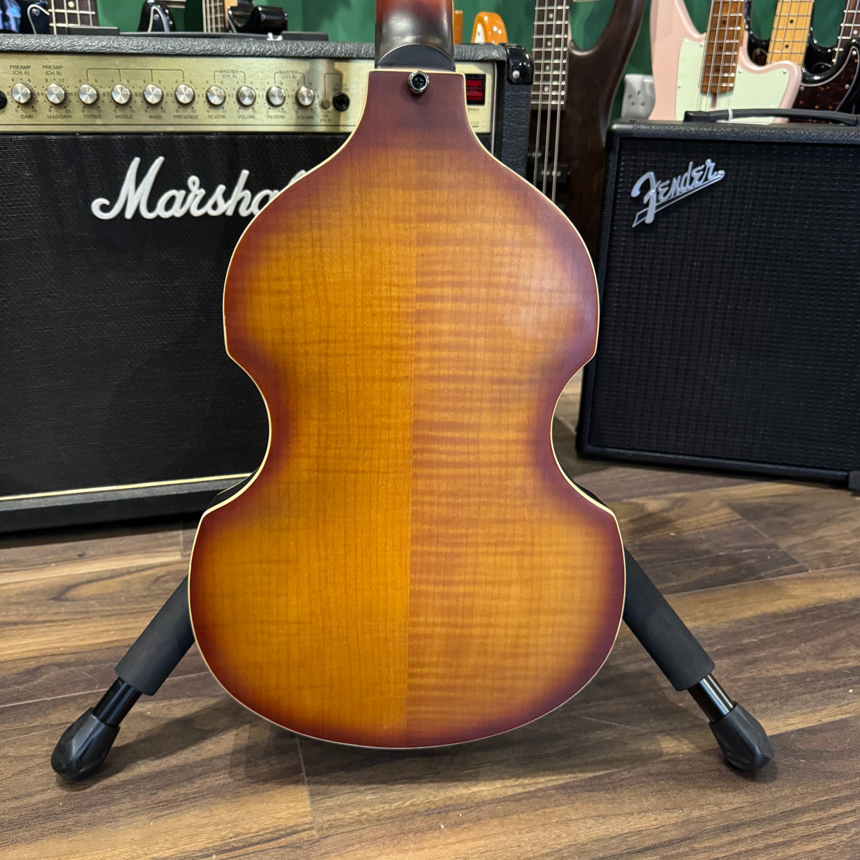 Replica Hofner Violin Bass (Pre-Owned)