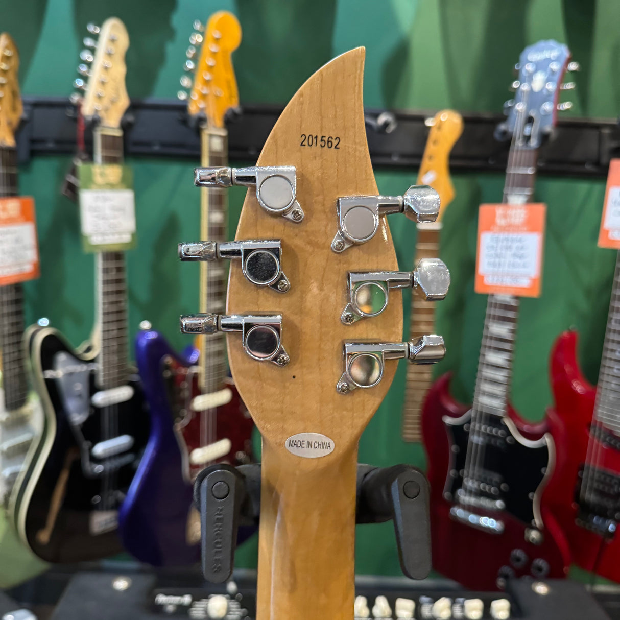 Daisy Rock Pink Flower Electric Guitar (Pre-Owned)