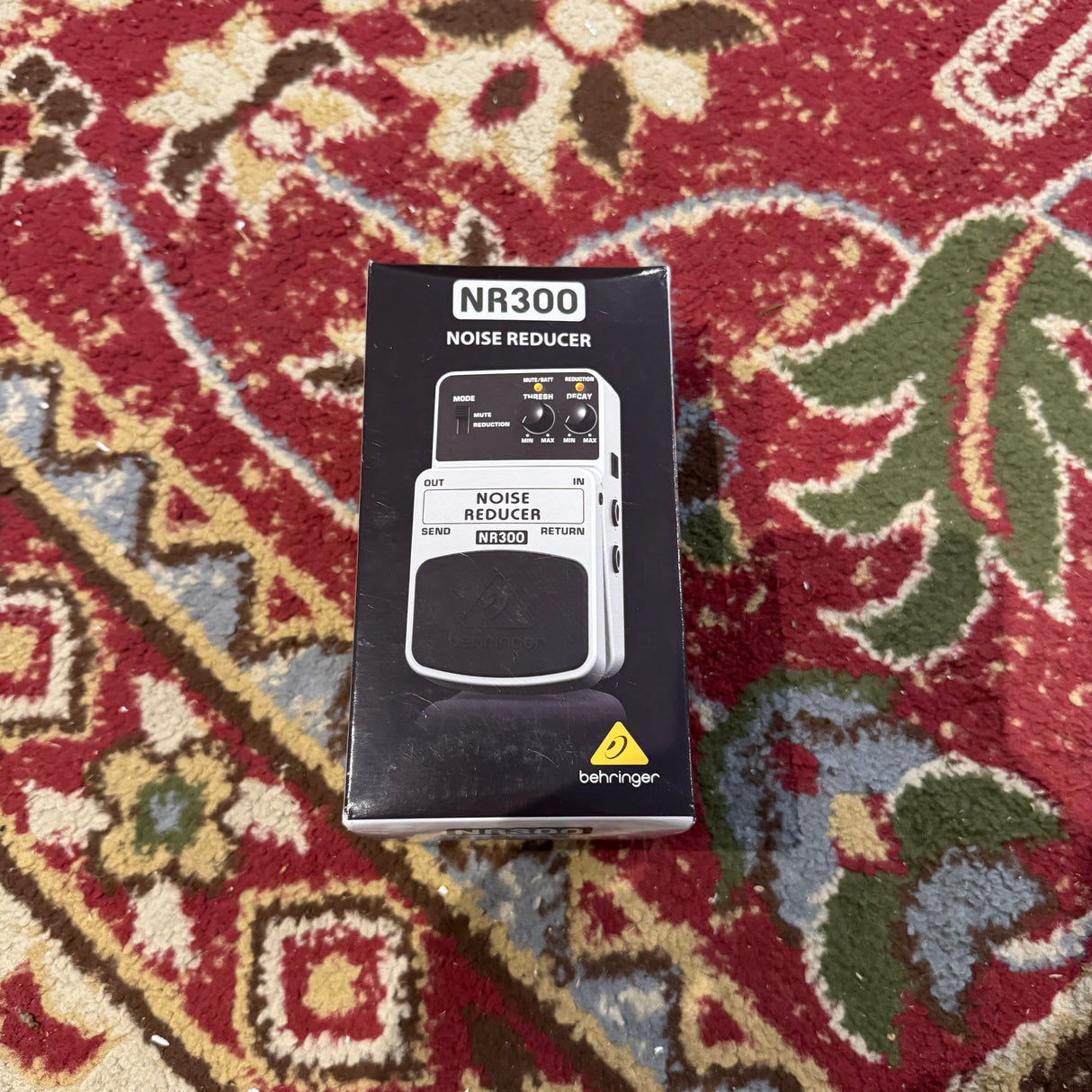 Behringer NR300 Noise Reducer Pedal (Pre-Owned)