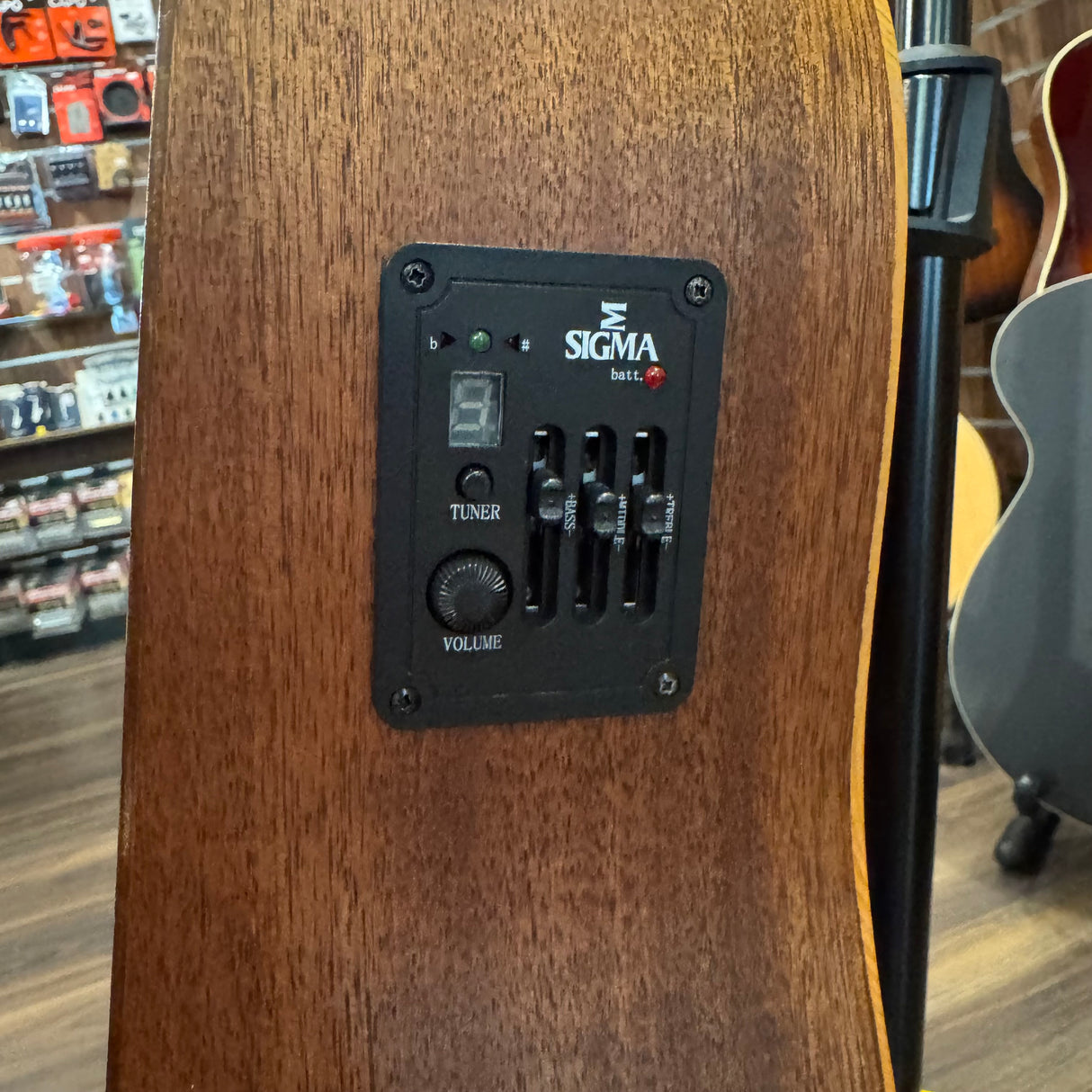 Sigma DM7E 7-String Electro Acoustic Guitar (Pre-Owned)