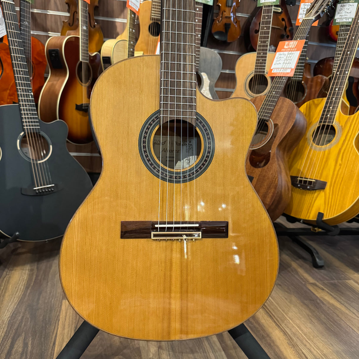 Alvarez Artist Series AC65HCE Electro Acoustic Classical (Pre-Owned)