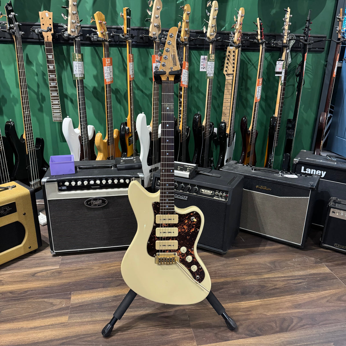 Hohner JT-60 + 3 P90 Pickups & Wilkinson WVS50 Bridge (Pre-Owned)