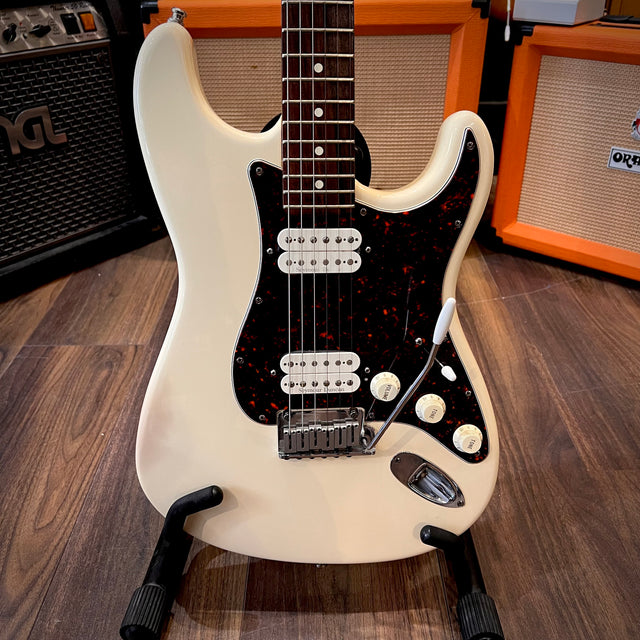 Fender USA HH Big Apple Stratocaster White (Pre-Owned) - Music Vault