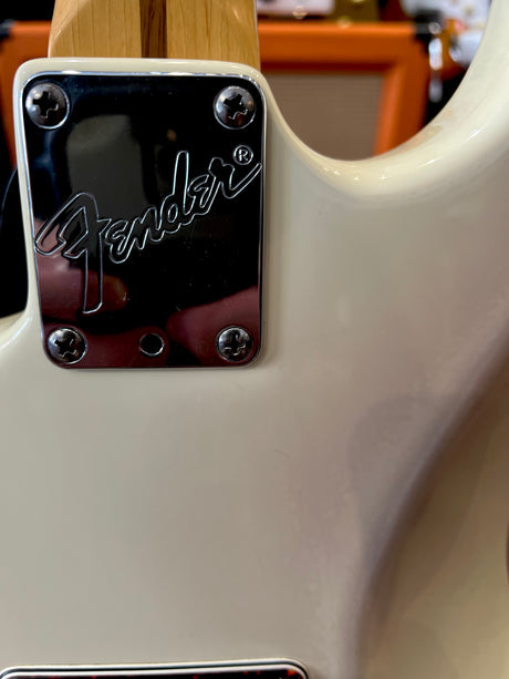 Fender USA HH Big Apple Stratocaster White (Pre-Owned) - Music Vault
