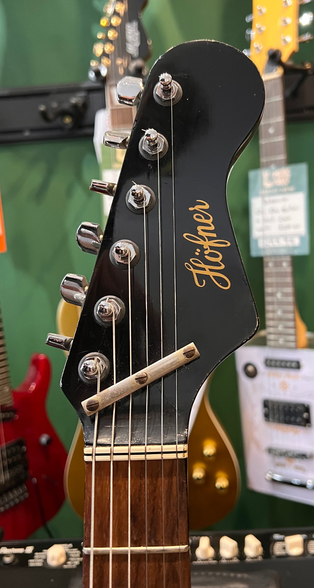 Hofner H-173 1960's White (Pre-Owned) - Music Vault