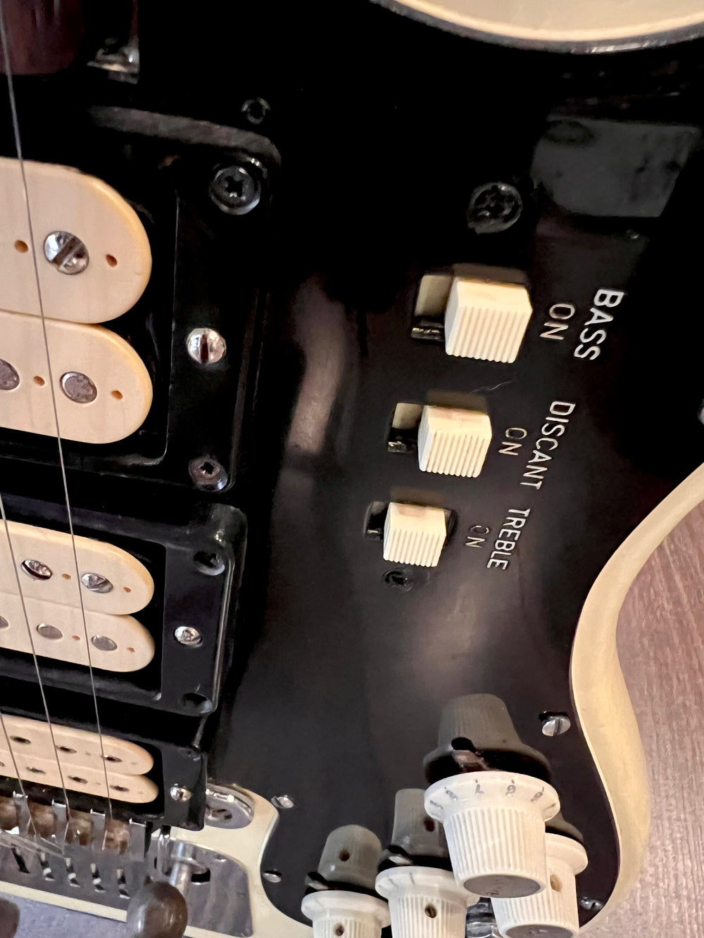 Hofner H-173 1960's White (Pre-Owned) - Music Vault