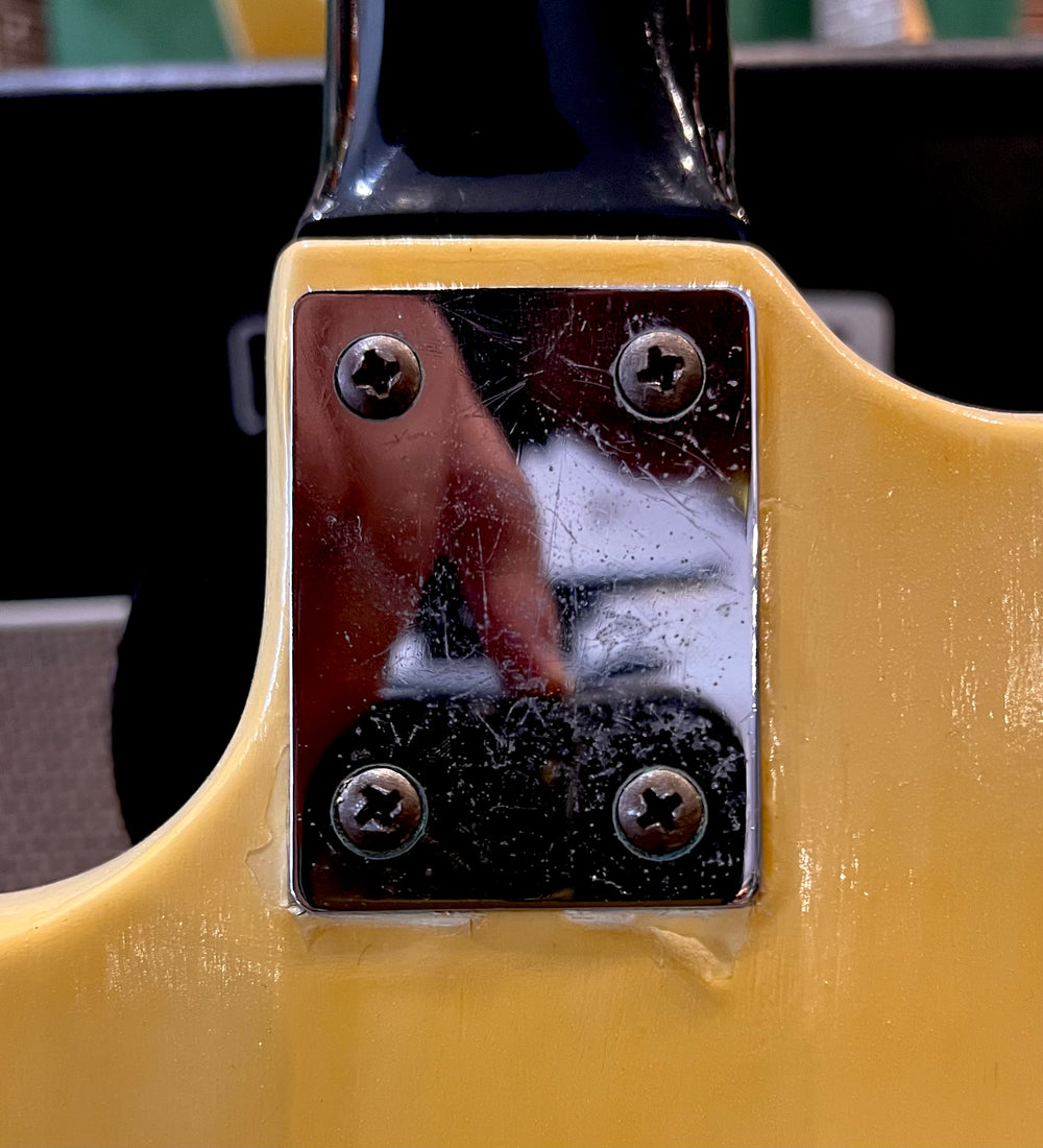 Hofner H-173 1960's White (Pre-Owned) - Music Vault