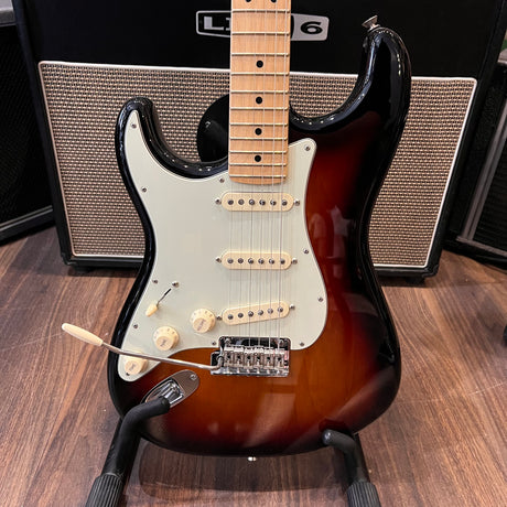 American Professional II Stratocaster Left-Handed (Pre-Owned) - Music Vault