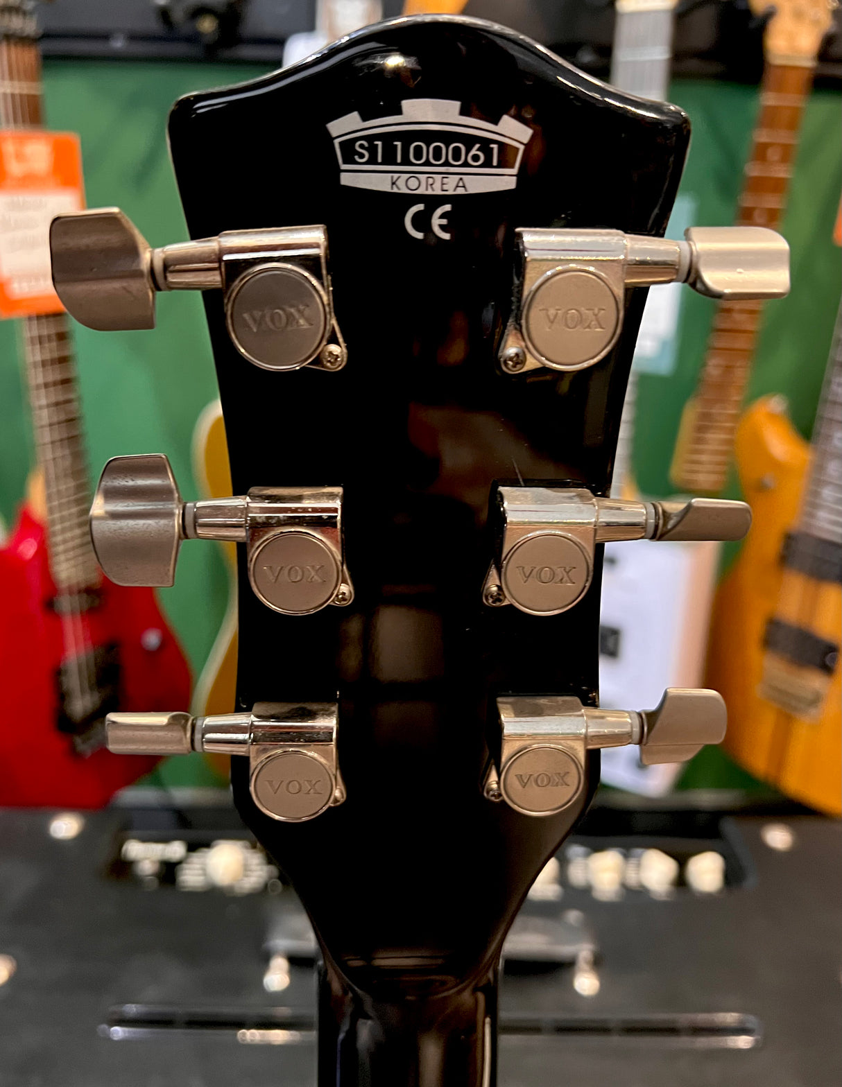 Vox SDC-55 Solid Body Double Cutaway Black (Pre-Owned) - Music Vault