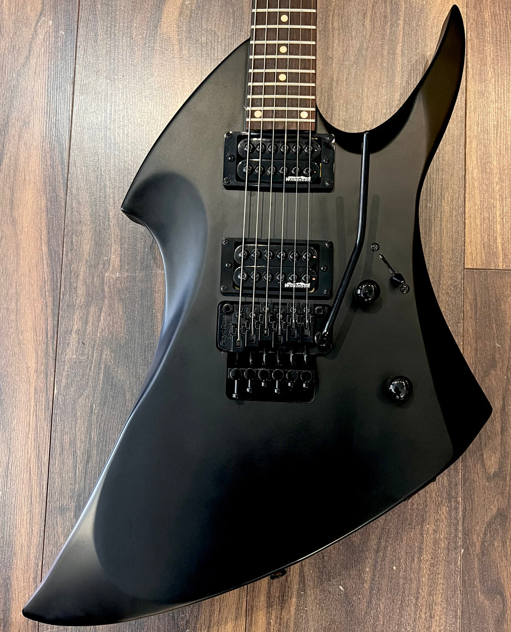 Vintage VMX Series Warp Satin Black (Pre-Owned) - Music Vault