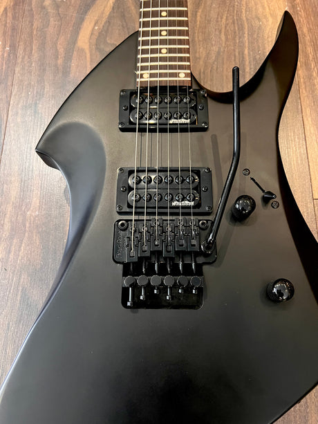 Vintage VMX Series Warp Satin Black (Pre-Owned) - Music Vault