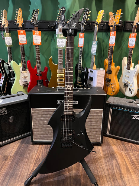 Vintage VMX Series Warp Satin Black (Pre-Owned) - Music Vault