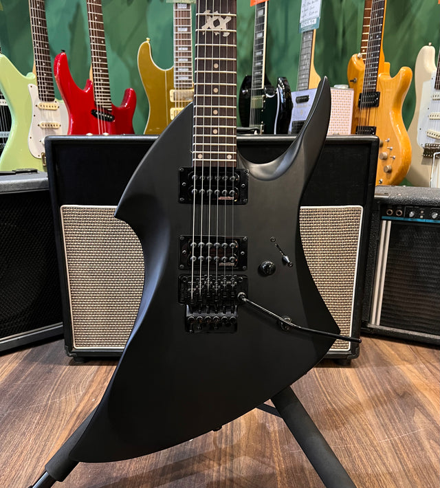 Vintage VMX Series Warp Satin Black (Pre-Owned) - Music Vault