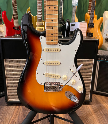Fender Mexican Standard Stratocaster Sunburst 1994 (Pre-Owned) - Music Vault