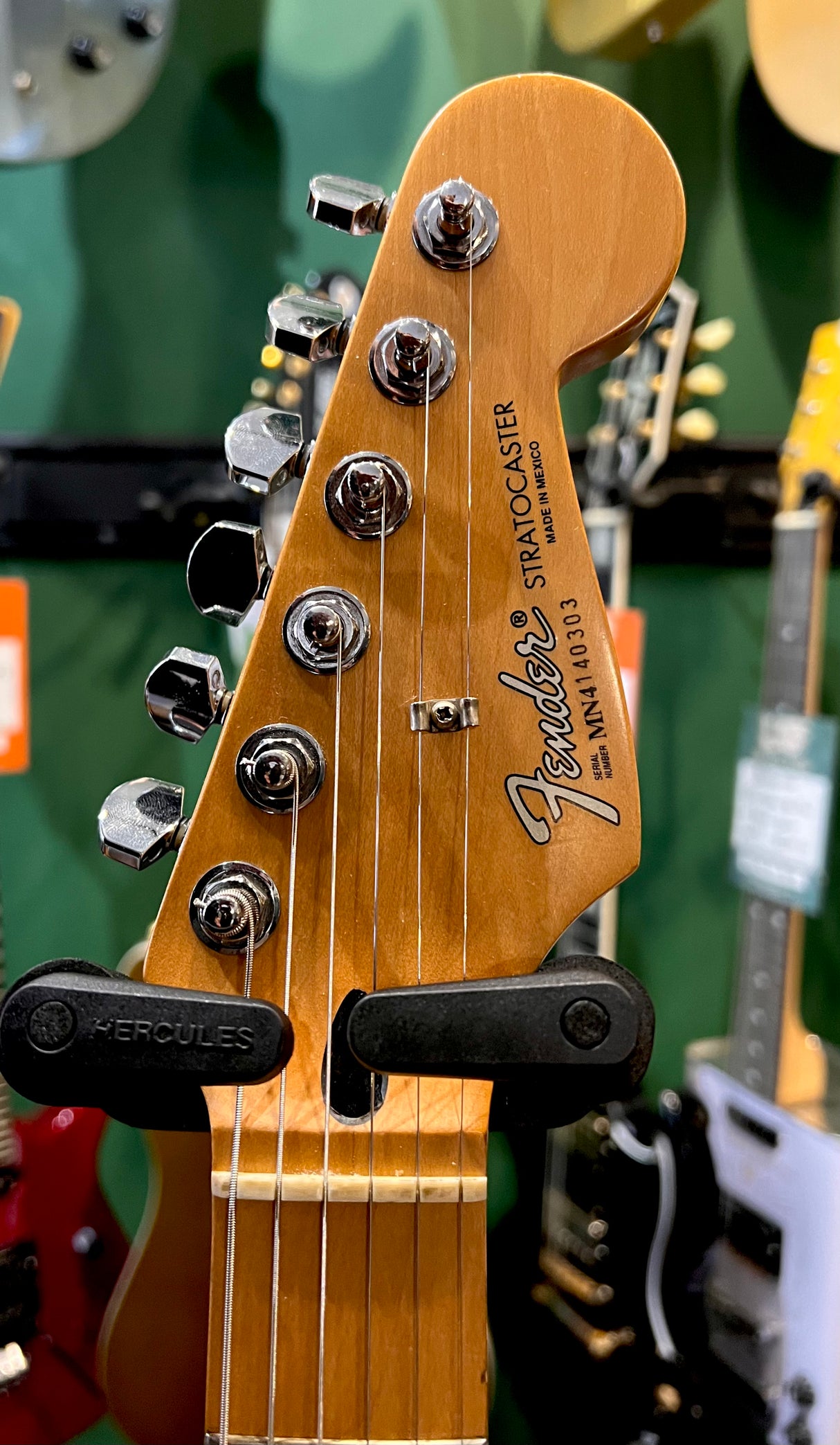 Fender Mexican Standard Stratocaster Sunburst 1994 (Pre-Owned) - Music Vault