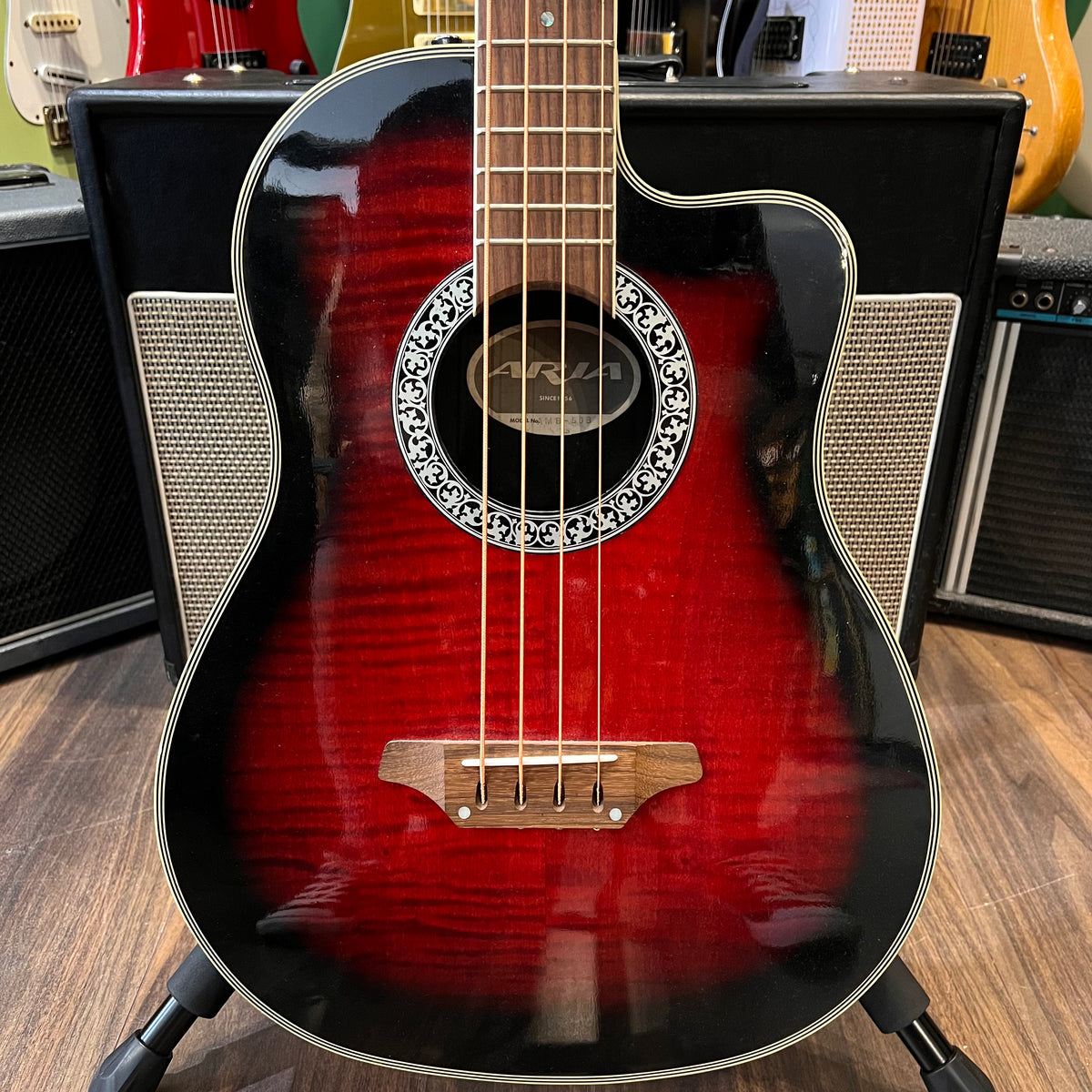 IMG_8736.heic?crop=center&