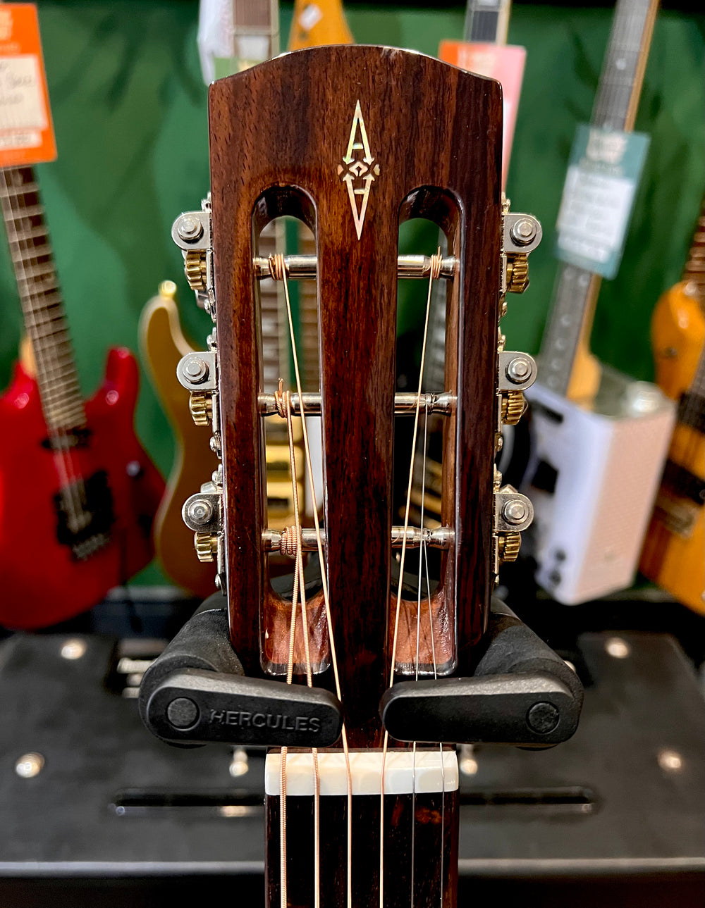 Alvarez Masterworks MDR70ESB Electro Acoustic Dreadnought Sunburst (Pre-Owned)