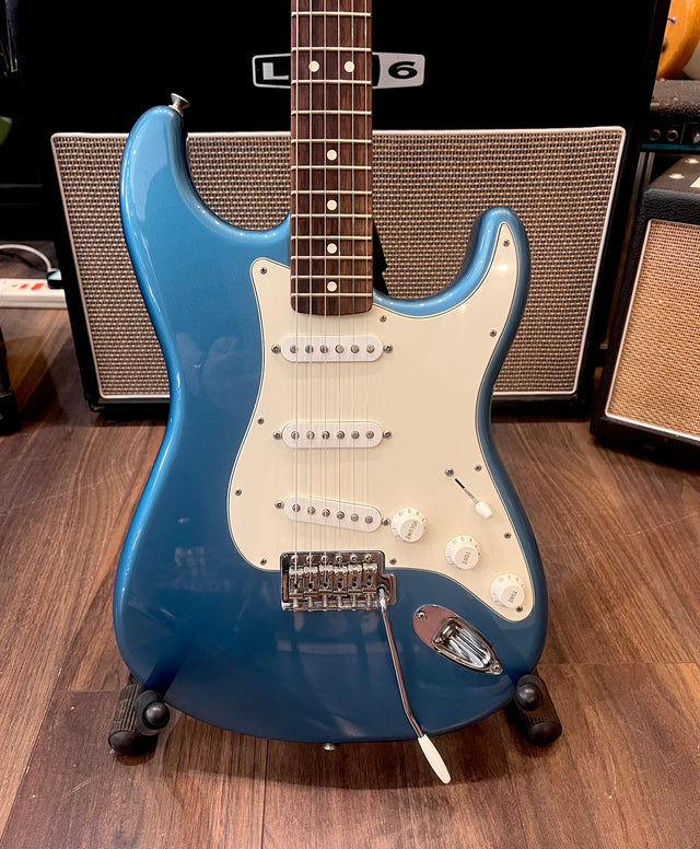 Fender Mexican Standard Stratocaster Lake Placid Blue 2010 (Pre-Owned) - Music Vault