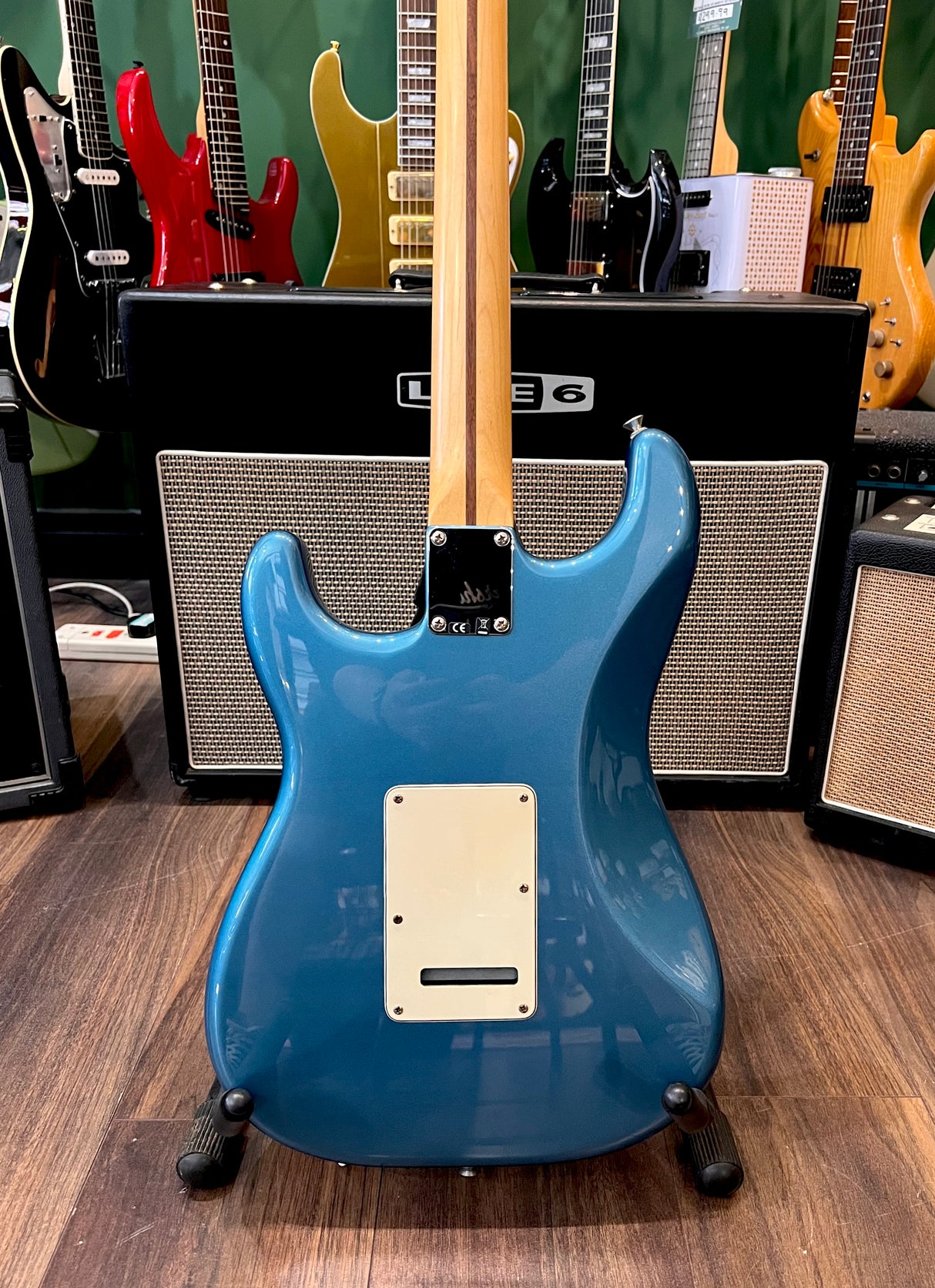 Fender Mexican Standard Stratocaster Lake Placid Blue 2010 (Pre-Owned) - Music Vault