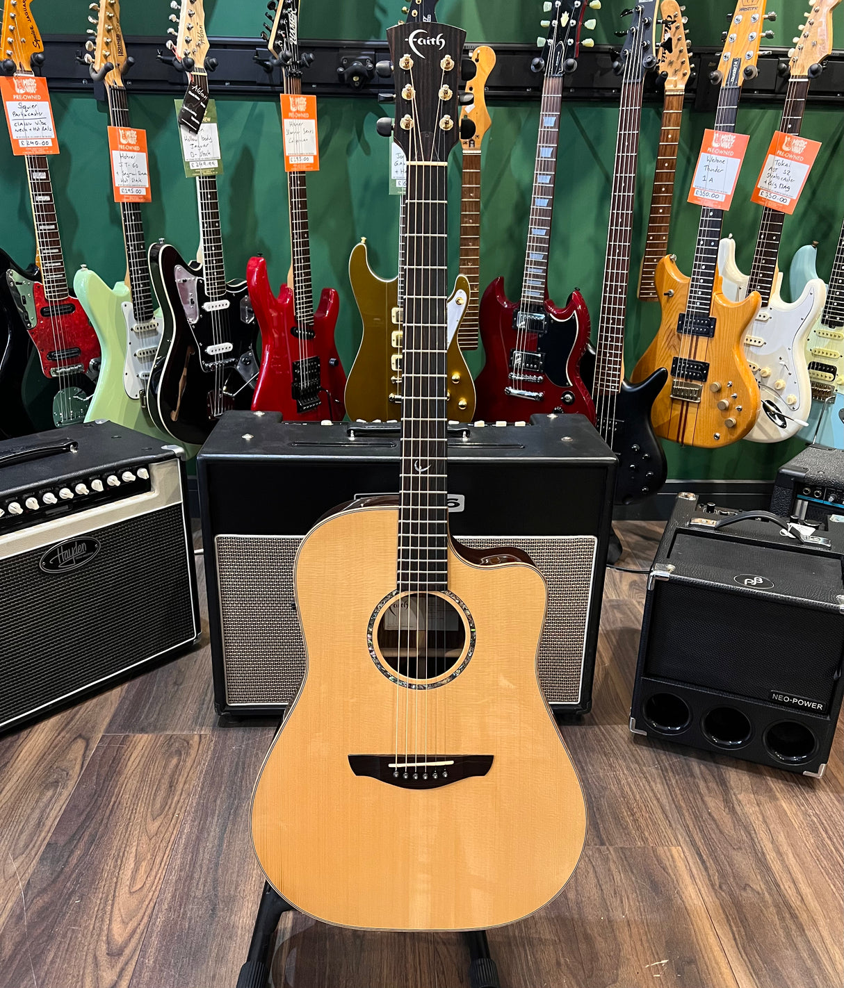 Faith Hi Gloss Saturn Cutaway Electro Acoustic (Pre-Owned)