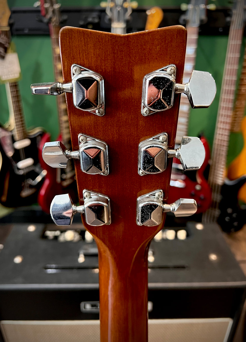 Yamaha FG-310 Acoustic  (Pre-Owned)