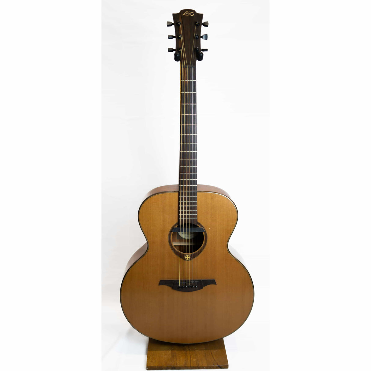 LAG Tramontane T200J Jumbo Electro Acoustic (Pre-Owned) - Music Vault