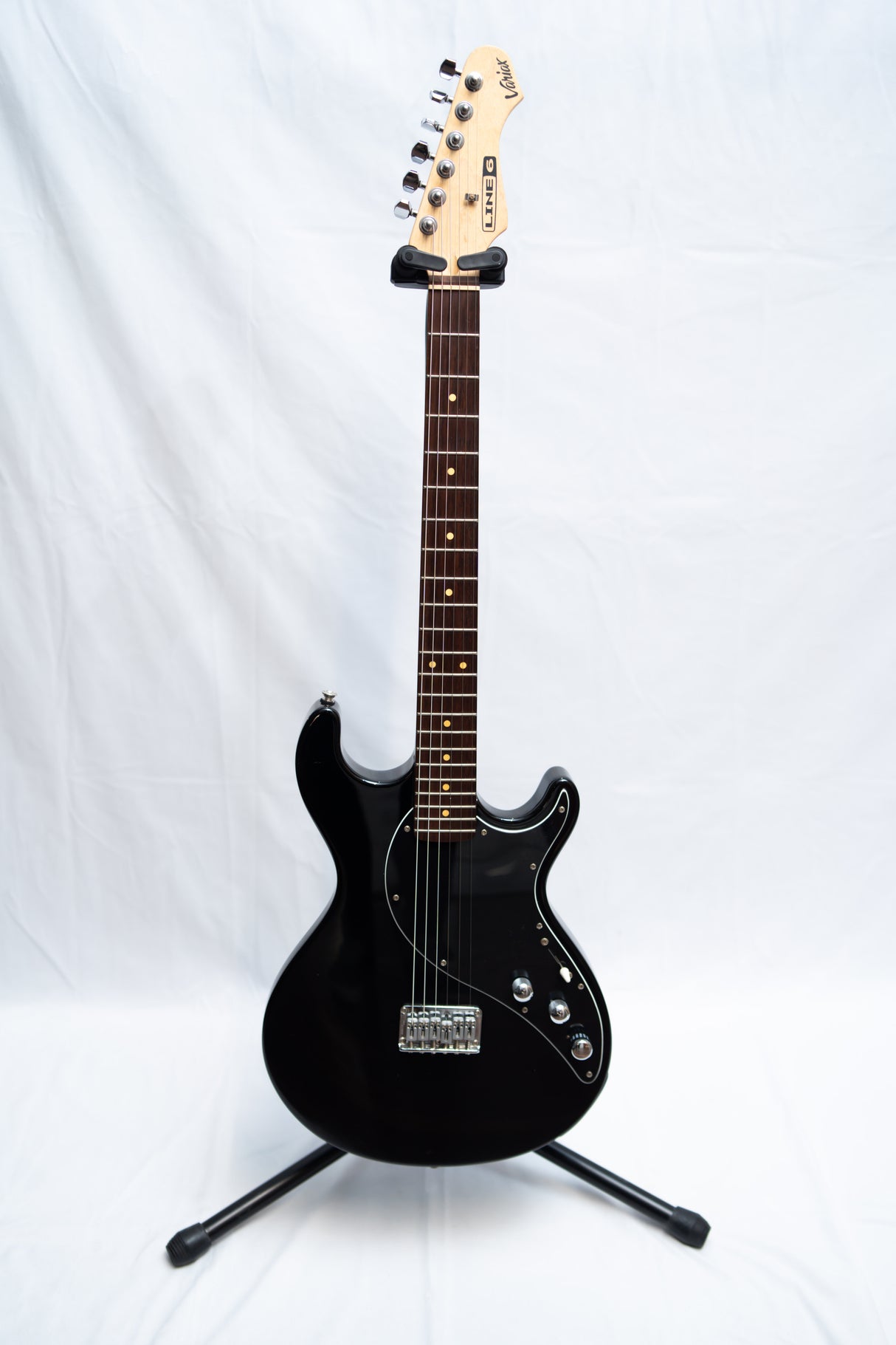 Line 6 Variax 300 Modelling Guitar + Workbench USB Interface (Pre-Owned) - Music Vault