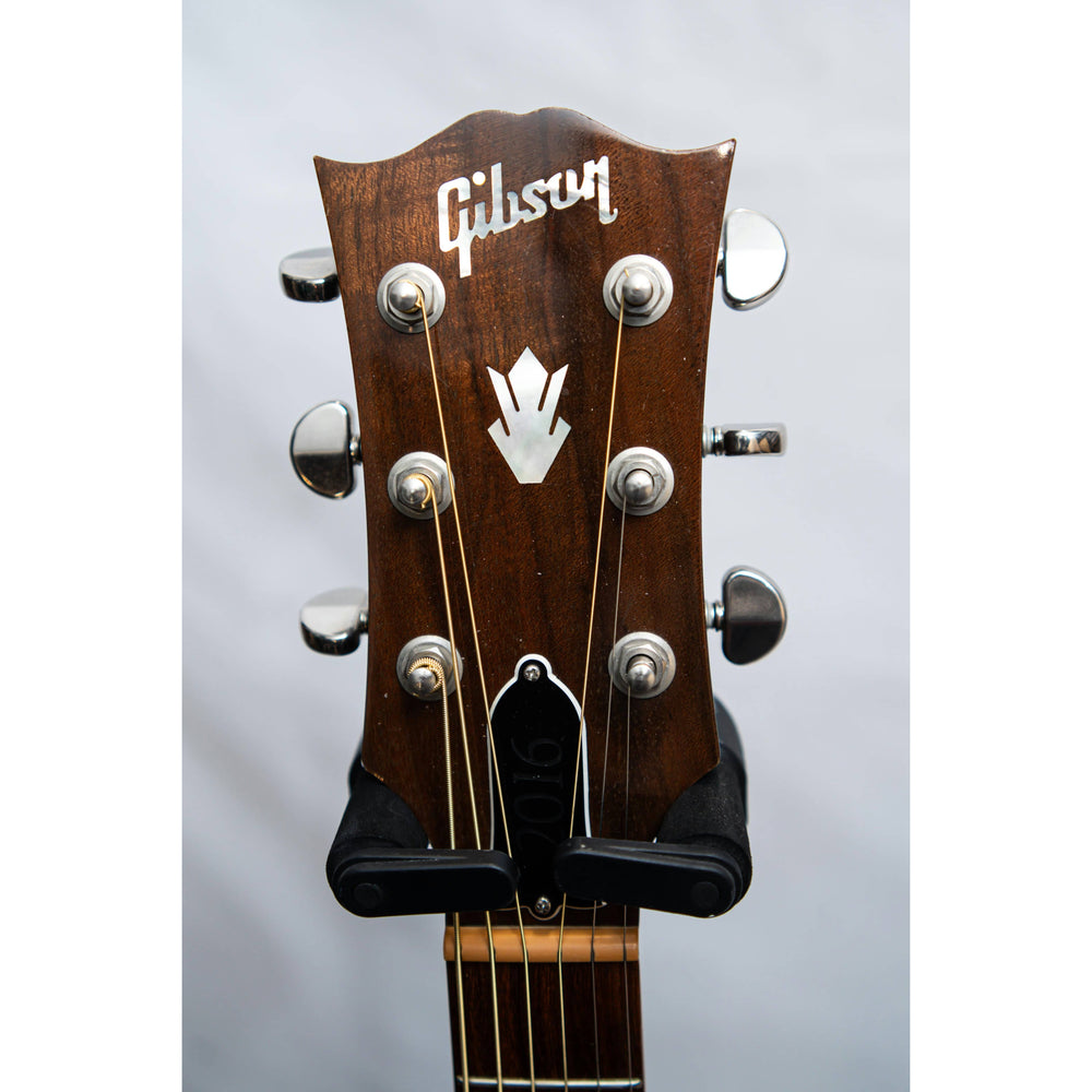 Gibson SJ-100 Limited Edition Walnut Honey Burst Electro Acoustic Guitar 2016 (Pre-Owned)