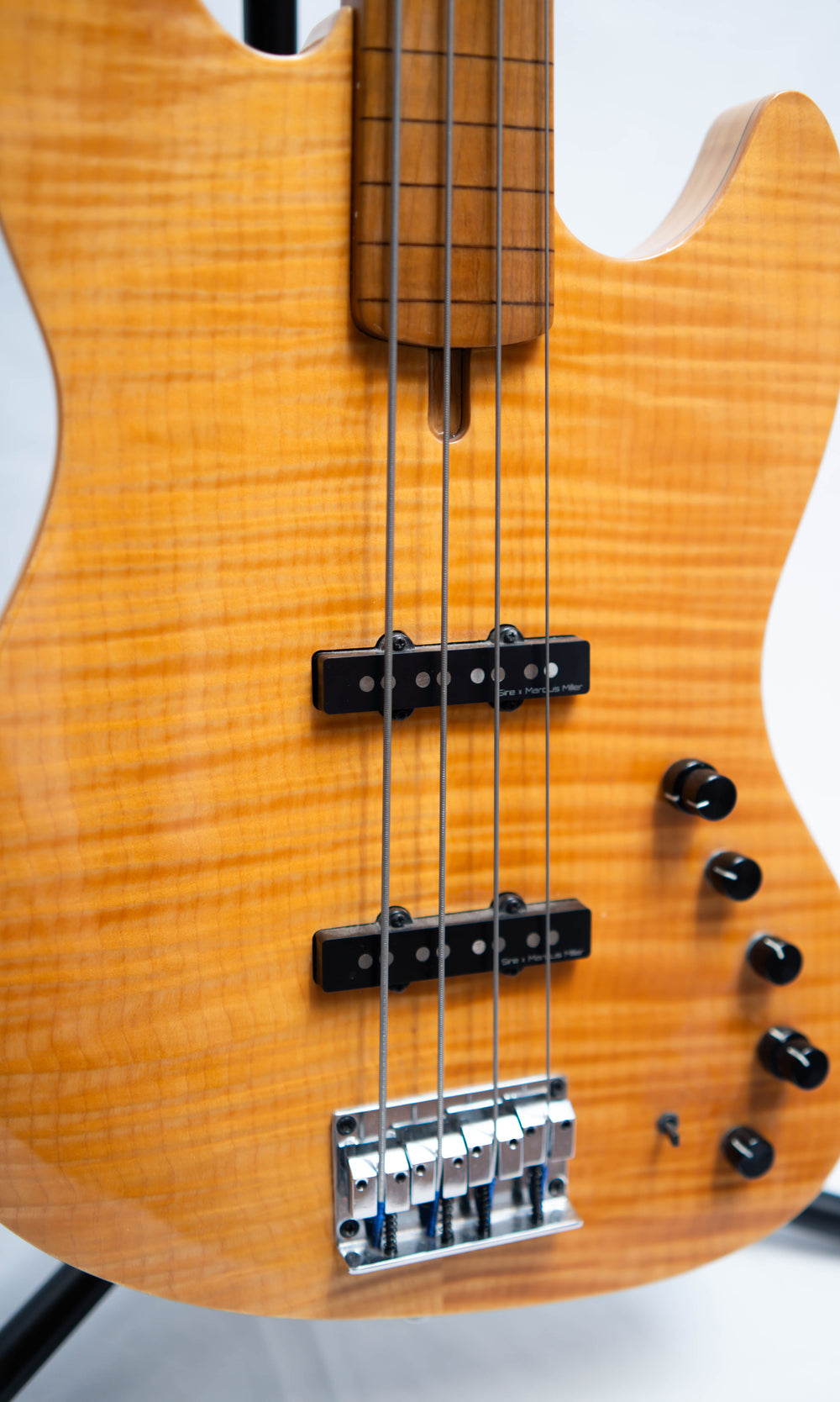 Sire By Marcus Miller V10 Fretless Active Bass Guitar (Pre-Owned) - Music Vault