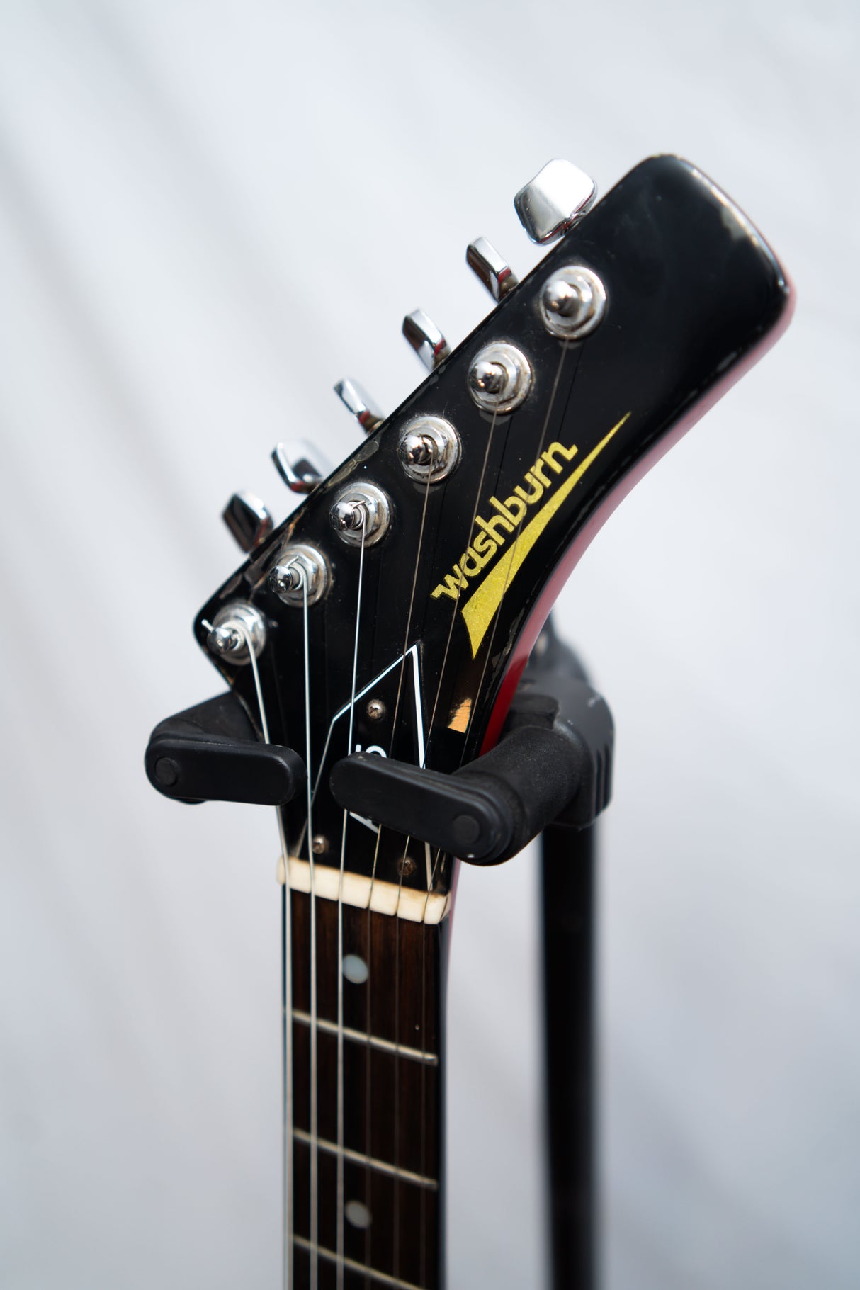 Washburn A15-V Electric Guitar Red (Pre-Owned) - Music Vault