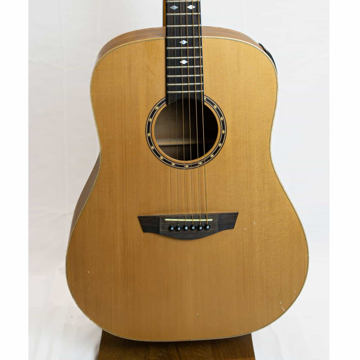 Faith Saturn Left Handed Electro Acoustic (Pre-Owned) - Music Vault