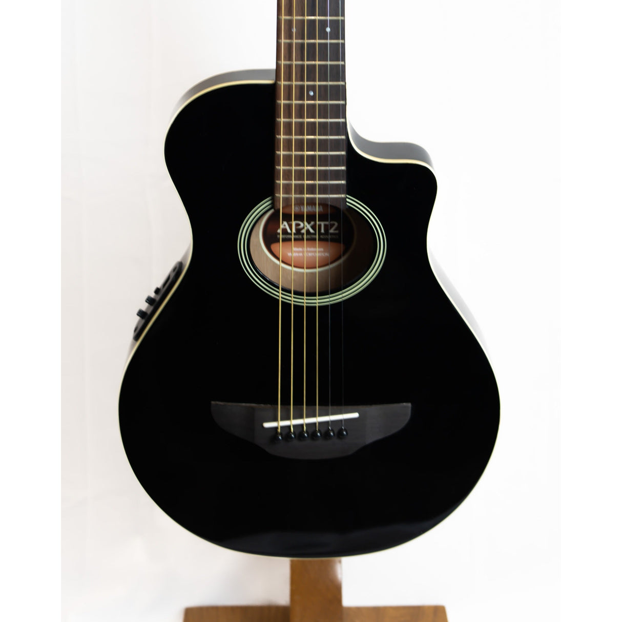 Yamaha APX T2 Travel Electro Acoustic Black + Gig Bag (Pre-Owned) Music Vault