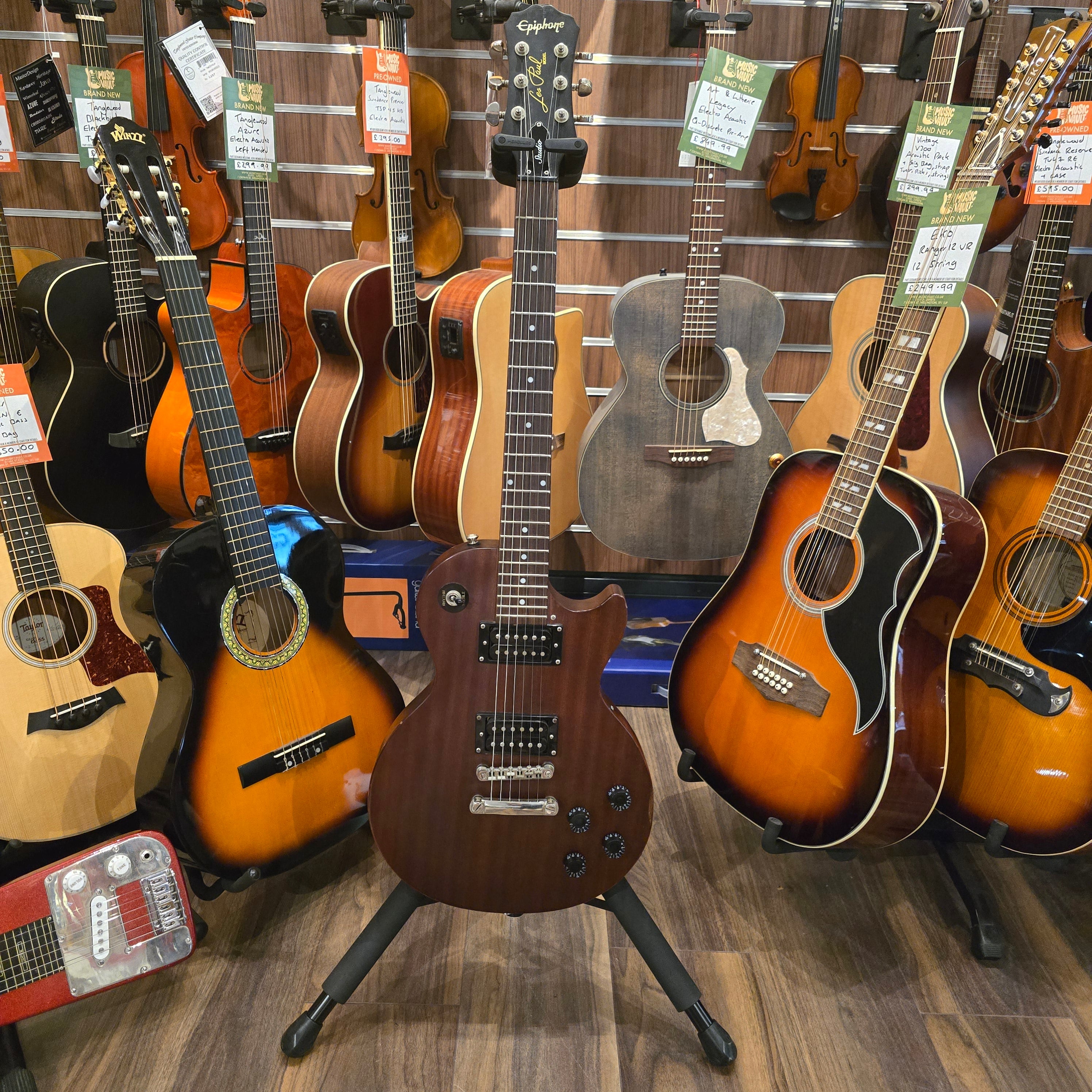 ギター Epiphone Les Paul Studio Worn Brown Epiphone Les Paul Studio, Worn Brown - Nearly New at Gear4music