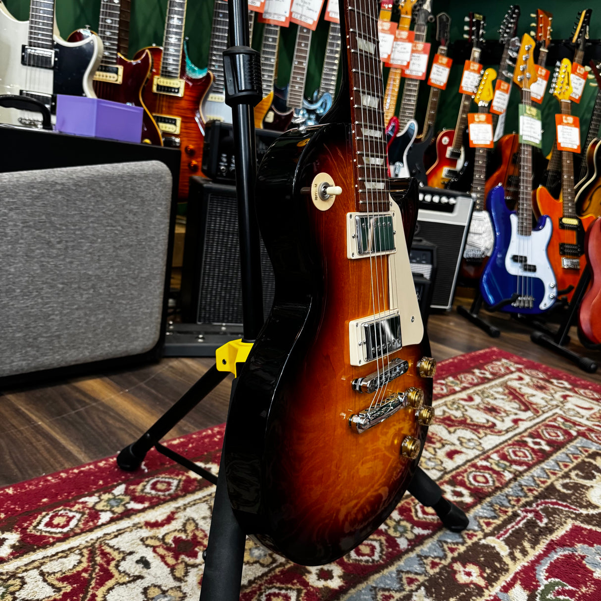 Gibson Les Paul Studio 2012 sunburst + Hard Case (Pre-Owned)